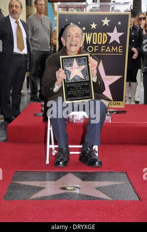 Los Angeles, CA, USA. 4e Mar, 2014. Jack H. Harris à la cérémonie d'intronisation pour l'étoile sur le Hollywood Walk of Fame pour Jack Harris, Hollywood Boulevard, Los Angeles, CA, le 4 février 2014. Crédit : Michael Germana/Everett Collection/Alamy Live News Banque D'Images