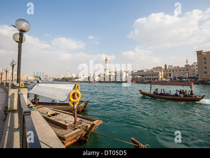 Abra traditionnel à Dubaï Creek Banque D'Images