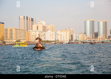 Abra traditionnel à Dubaï Creek Banque D'Images