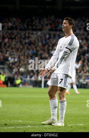Madrid, Espagne. 5e Mar, 2014. Cristiano Ronaldo au cours de la Copa del Rey, série de 2 match entre le Real Madrid et l'Atlético de Madrid au Stade Santiago Bernabeu, le 5 février 2014 à Madrid, Espagne. Crédit : Jack Abuin/ZUMAPRESS.com/Alamy Live News Banque D'Images