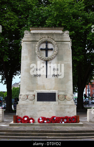 Le mémorial de guerre du cénotaphe dans le centre de Bristol, Angleterre, Royaume-Uni Banque D'Images