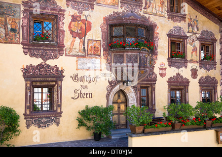 Gasthof Stern hôtel du xvie siècle, construit en 1573, Kirchweg dans la vieille partie de la ville de Oetz, au Tyrol, Autriche Banque D'Images