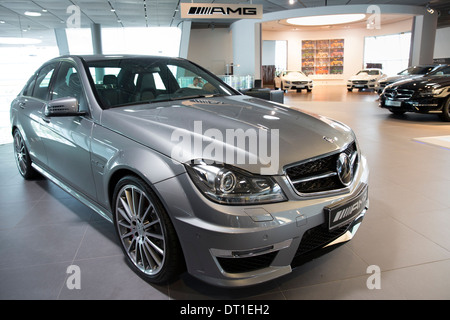 Mercedes-AMG C63 AMG Salon de voiture en Mercedes-AMG de montre et galerie dans Mercedesstrasse à Stuttgart, Bavière, Allemagne Banque D'Images