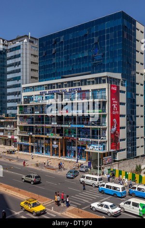 Le tronc Road, Addis-Abeba, Ethiopie Banque D'Images
