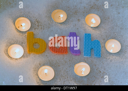 Baignoire et des bougies lettres abstract background Banque D'Images