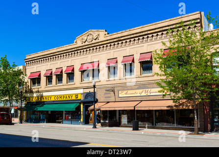 J Historique C Penney et autres magasins dans le centre-ville de Sheridan, Wyoming, USA Banque D'Images