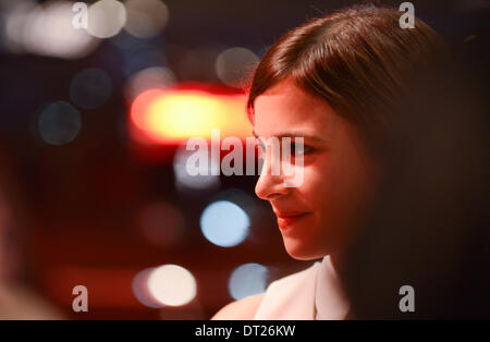 BERLIN, ALLEMAGNE, le 6 février, 2014. Aylin Tezel assiste à la 'Le Grand Hôtel Budapest ' première mondiale au 64e congrès annuel au Festival International du Film de la Berlinale Berlinale Palast à le 6 février 2014 à Berlin, Allemagne. Credit : Janne Tervonen/Alamy Live News Banque D'Images