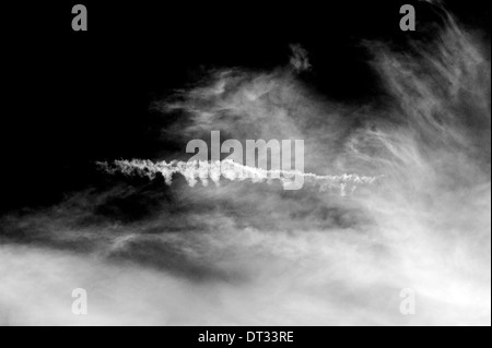 Vue en noir et blanc de nuages inhabituels dans le Colorado, USA Banque D'Images