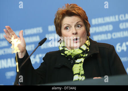 Berlin, Allemagne. 7 Février, 2014. Brenda Blethyn assiste à une conférence de presse pour la promotion du film "Deux hommes dans la ville" à la 64e Festival International du Film de Berlin à Berlin, Allemagne, le 7 février 2014. Credit : Zhang Fan/Xinhua/Alamy Live News Banque D'Images