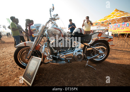 Des vélos à l'Inde la Bike Week 2014 tenue au Nord de Goa Vagator Beach en janvier . Vu autour de 4000 vélos à l'ensemble de l'Inde . Banque D'Images