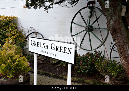 Un signe extérieur de la vieille forge à Gretna Green, l'Ecosse Banque D'Images