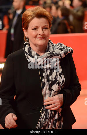 BERLIN, ALLEMAGNE, 7 février 2014. Brenda Blethyn assiste à la "Deux hommes dans la ville' en première mondiale au 64e congrès annuel au Festival International du Film de la Berlinale Berlinale Palast à le 7 février, 2014 à Berlin, Allemagne. Credit : Janne Tervonen/Alamy Live News Banque D'Images