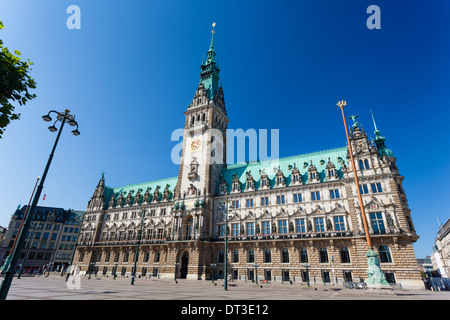 Le célèbre hôtel de ville de Hambourg en Allemagne. Banque D'Images