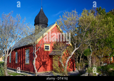 Plus ancienne église sur îles Lofoten en Norvège sur l'île de Vaeroy dans village de Nordland Banque D'Images