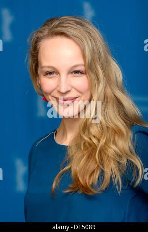 Berlin, Allemagne. Le 08 février, 2014. Petra Schmidt-Schaller durant la 'Stereo' photocall lors de la 64e Festival International du Film de Berlin Berlinale 2014 / le 08 février 2014 à Berlin, Allemagne. Photo : afp/Alamy Live News Banque D'Images