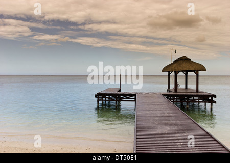 Une scène de plage le Morne Brabant, l'Ile Maurice. Banque D'Images