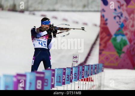 Sotchi, Krasnodar, Russie. Feb 8, 2014. . Tim Burke (USA) au cours de la prise de vue le biathlon masculin 10km Sprint au ski de fond Laura &AMP ; Centre de biathlon - XXII jeux olympiques d'hiver Banque D'Images