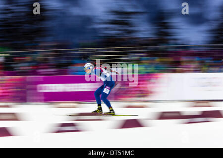 Sotchi, Krasnodar, Russie. Feb 8, 2014. . Jarkko KAUPPINEN (FIN) en action pendant la Biathlon hommes 10km Sprint au ski de fond Laura &AMP ; Centre de biathlon - XXII jeux olympiques d'hiver Banque D'Images