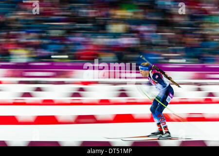 Sotchi, Krasnodar, Russie. Feb 8, 2014. . Lowell BAILEY (USA) en action pendant la Biathlon hommes 10km Sprint au ski de fond Laura &AMP ; Centre de biathlon - XXII jeux olympiques d'hiver Banque D'Images