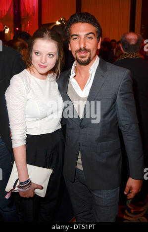 Berlin, Allemagne. Feb 8, 2014. Jella Haase et Elyas M'Barek participant à la Medienboard Berlin-Brandenburg réception au 64e Festival International du Film de Berlin Berlinale 2014 / le 8 février 2014 à Berlin, Allemagne. © dpa/Alamy Live News Banque D'Images