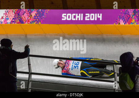 Sochi, Russie. 9 février 2014. XXII jeux olympiques d'hiver de Sotchi, en Russie. 09Th Feb 2014. Luge simple hommes ronde des médailles au Centre des sports de glisse Sanki à Rosa Khutor, la Russie. Andriy Mandziy de l'Ukraine. Credit : Action Plus Sport/Alamy Live News Banque D'Images