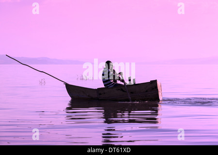 Les pêcheurs sur le Lac Chamo, Arba Minch, Ethiopie Banque D'Images