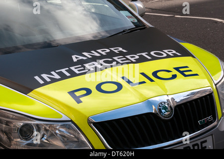 Marques sur une Metropolitan Police Skoda Octavia vRS voiture équipée avec reconnaissance automatique des plaques d'équipement. Banque D'Images