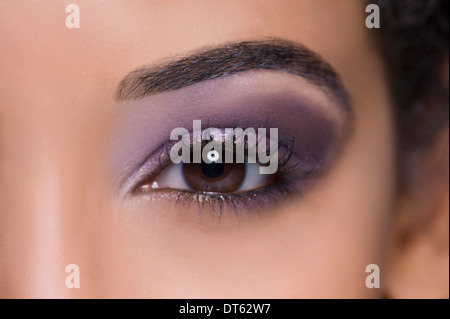 Extreme close up of beautiful young woman Banque D'Images