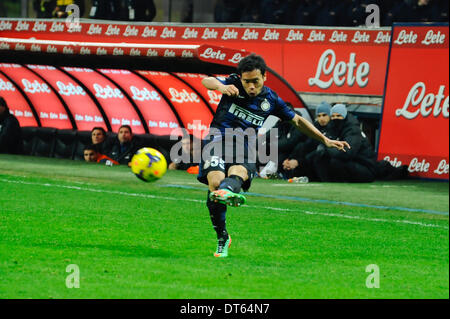 MIlan, Italie. 09Th Feb 2014. Yuto Nagatomo de l'Internazionale FC en action au cours de la Serie A italienne de football match Ligue entre Inter Milan et Sassuolo à San Siro à Milan : Action Crédit Plus Sport/Alamy Live News Banque D'Images