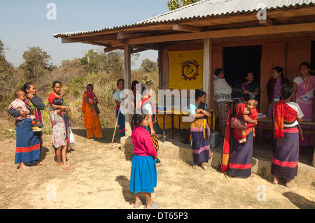 Le Bangladesh, l'Organisation des Nations Unies, de Rangamati la mère et l'enfant de la clinique de Chakma communauté de région éloignée de l'upazila de Barkal. Banque D'Images