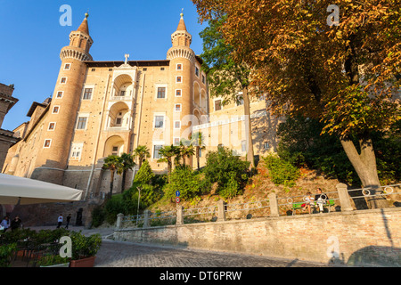 Le Palais Ducal Urbino Ombrie Italie Banque D'Images