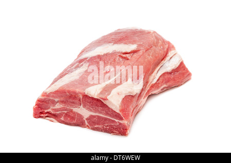 La viande de porc cru juteux frais. Beef carbonade cou de porc. Isolé sur fond blanc. Banque D'Images