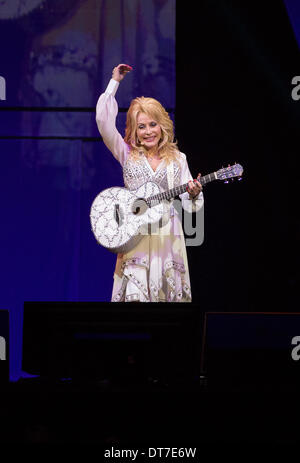 Dolly Parton effectuant à Melbourne, le 11 février 2014. Banque D'Images