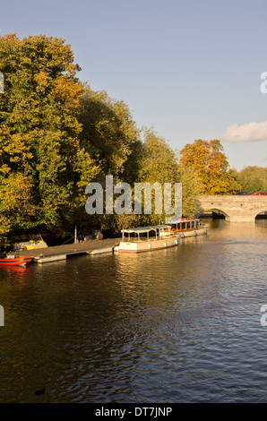 Les bateaux de plaisance sur la rivière Avon Banque D'Images