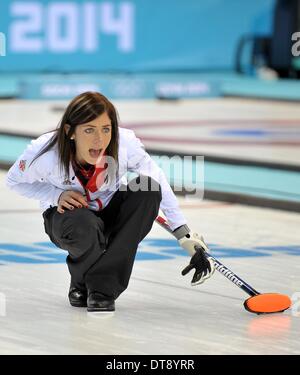 Sochi, Russie. 12 février 2014. Eve Muirhead (GBR). Womens curling - Centre de curling Ice Cube - Parc olympique - Sotchi - Russie - 12/02/2014 Credit : Sport en images/Alamy Live News Banque D'Images
