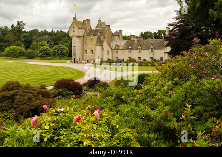 Ballindalloch Château (aussi connu comme la perle du Nord) entre Dufftown et Grantown-on-Spey, Banffshire, en Écosse. Banque D'Images