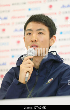 Sochi, Russie. Feb 13, 2014. Akito Watabe (JPN) Combiné nordique Combiné nordique : Akito Watabe, médaillé d'argent individuel du Japon assister à conférence de presse au Japon au cours de la Maison des Jeux Olympiques d'hiver de Sotchi 2014 à Sotchi, Russie . Credit : Yusuke Nakanishi/AFLO SPORT/Alamy Live News Banque D'Images