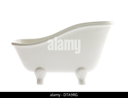 Classic white baignoire îlot isolated on white Banque D'Images