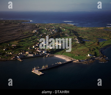 Image Vintage vers 1970 : Le Kilronan Harbour, l'Inishmore Island, les îles d'Aran, au large de comté de Galway, Irlande Banque D'Images