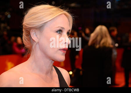 Berlin, Allemagne. Feb 14, 2014. Patricia Arquette assistant à la première de "Boyhood" au 64e Festival International du Film de Berlin Berlinale 2014 / le 13 février 2014 à Berlin, Allemagne : dpa Crédit photo alliance/Alamy Live News Banque D'Images