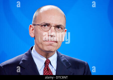 Berlin, Allemagne. Feb 14, 2014. Fichier - Un fichier de photos en date du 30 avril 2013 Voir le premier ministre italien Enrico Letta. Letta a annoncé jeudi qu'il démissionnerait au cours des prochaines 24 heures, après son propre Parti démocratique (PD) et force majeure dans la coalition au pouvoir a demandé un nouveau cabinet d'être formé. Credit : Reynaldo Paganelli/NurPhoto ZUMAPRESS.com/Alamy/Live News Banque D'Images