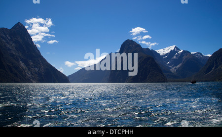 Milford Sound, Fiordland, île du Sud, Nouvelle-Zélande Banque D'Images