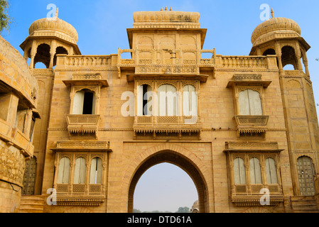 Entrée de Gadisar Lake point nautique à Jaisalmer, Rajasthan, Inde. Banque D'Images