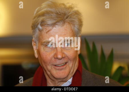 Dublin, Irlande. 15 février 2014. Close-up d'acteur James Fox à la projection de "Loin de la maison'. Acteurs James Fox et Brenda Fricker ainsi que directeur Virginie Gilbert a assisté à la projection d 'un long chemin de la maison à Dublin. Le film a été projeté dans le cadre de la 2014 Jameson Dublin International Film Festival. Banque D'Images