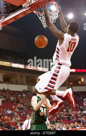 Fresno, CA, USA. Feb 15, 2014. 15 février 2014 Fresno, CA - Fresno State avant Alex Davis dans le jeu entre le Colorado State Rams et le fresno State Bulldogs au Save Mart Center à Fresno, CA. Fresno State a remporté son cinquième match 75 à 66. Credit : csm/Alamy Live News Banque D'Images