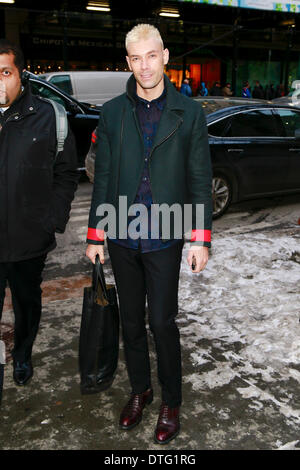 Derek Guillomette arrivant à la Marchesa défilé à New York City - 12 février 2014 - Photo : Manhattan piste/Charles Eshelman/photo alliance Banque D'Images