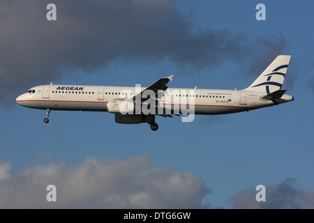 AEGEAN AIRLINES AIRBUS A321 Banque D'Images