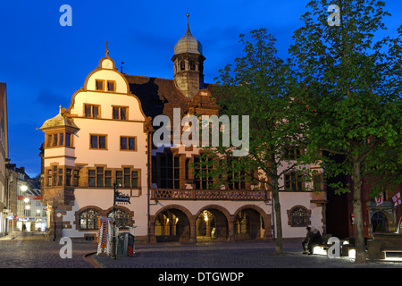 Hôtel de ville, place du square, Freiburg im Breisgau, Bade-Wurtemberg, Allemagne Banque D'Images