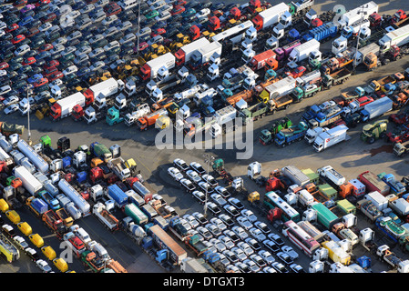 UNIKAI, véhicules à l'exportation, vue aérienne, le port de Hambourg, Hambourg, Allemagne Banque D'Images