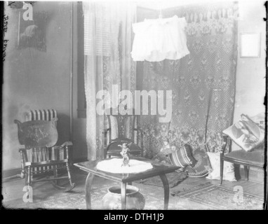 Miami University Beta Theta Pi chapter house parlour n.d. Banque D'Images